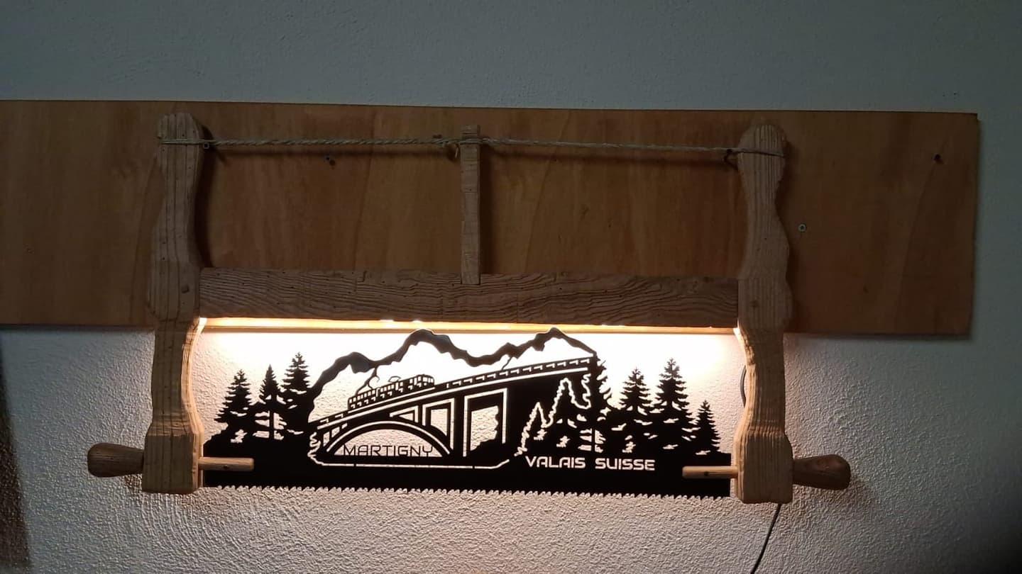Lampe scie Martigny